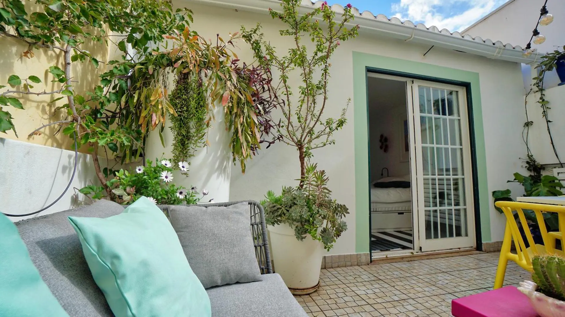 Arty City House Casa Da Selva FAO 0*,  Portugal